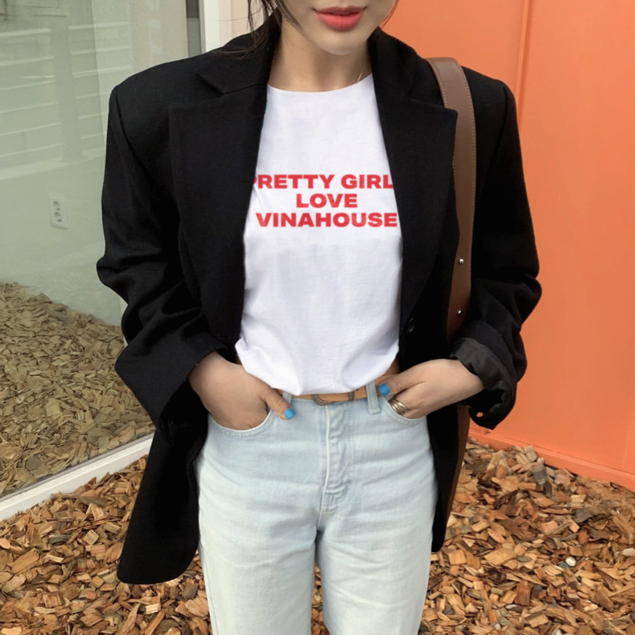 Pretty Girls Love Vinahouse - Tee