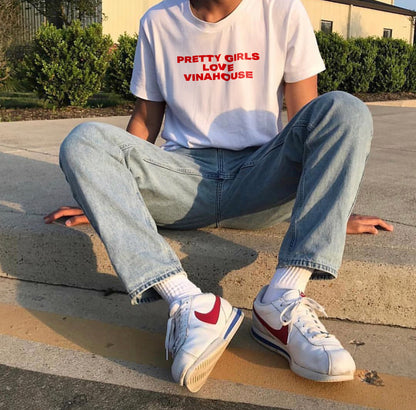 Pretty Girls Love Vinahouse - Tee